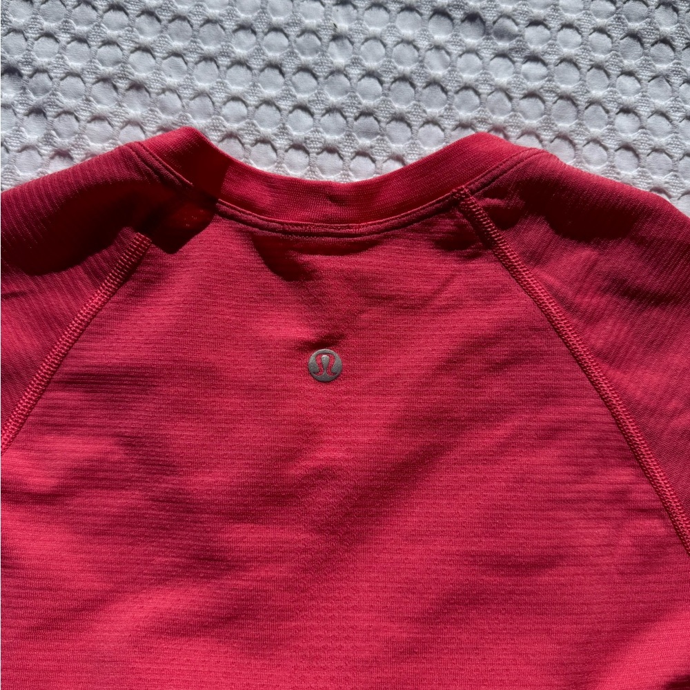Lululemon Long Sleeve Swiftly Tech Color Lipgloss… - image 2